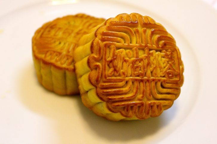 Mooncakes: The Chinese Mid-Autumn Festival Dessert - UnTour Food Tours