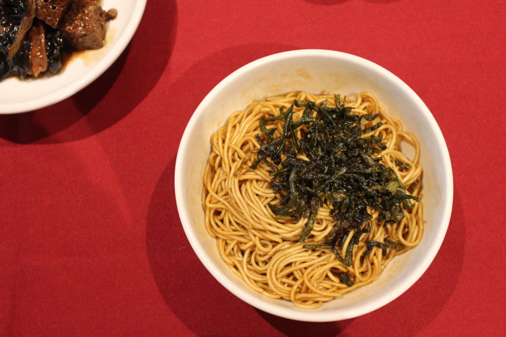 Shanghai scallion oil noodles